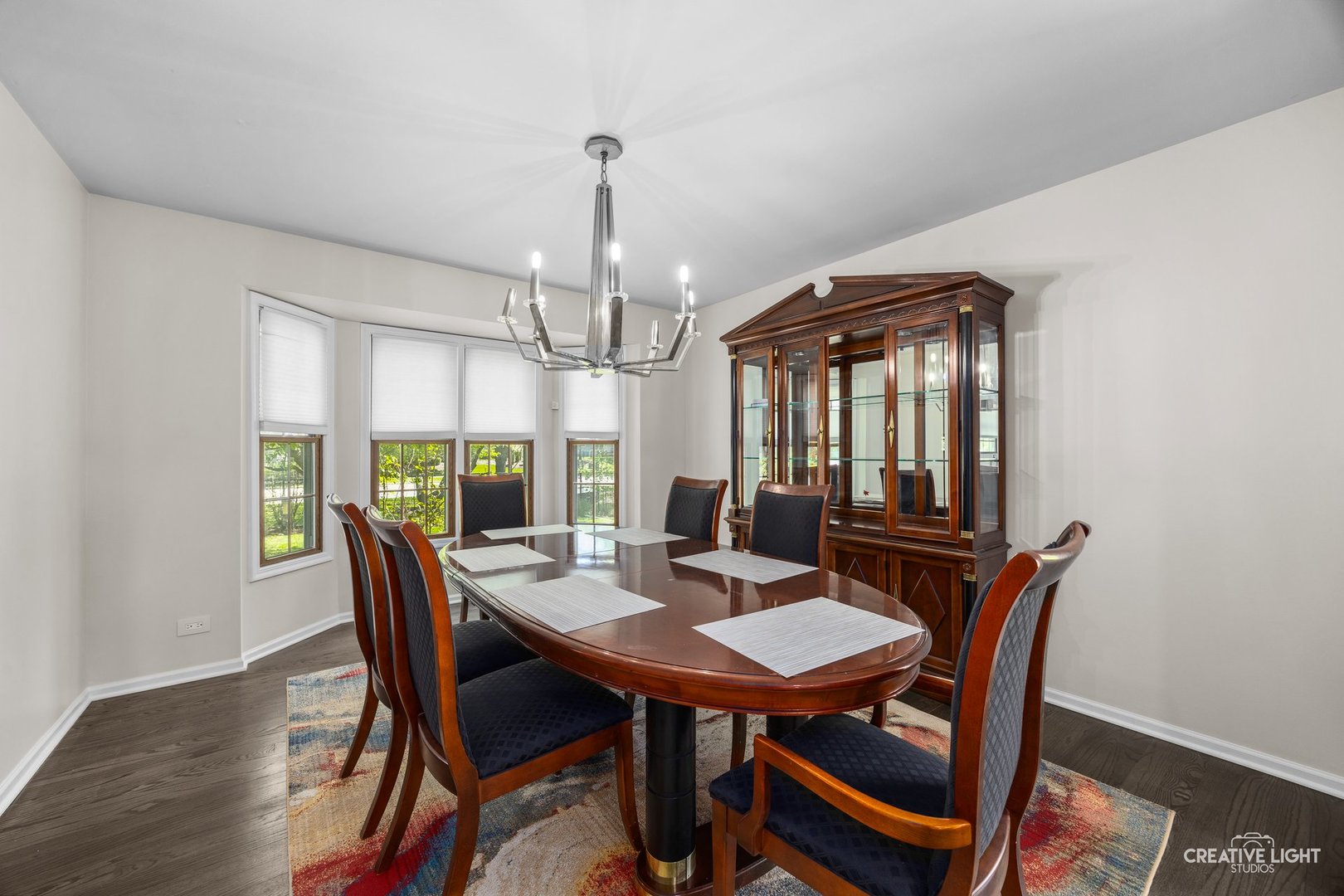 125 N Windsor Circle, Bloomingdale, IL 60108