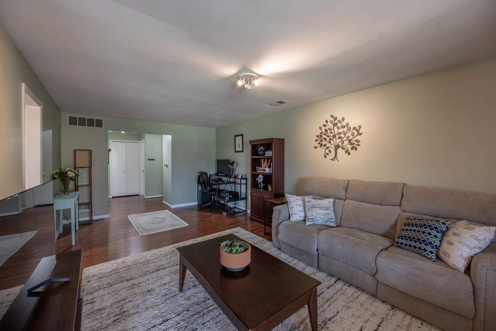 1495 S County Farm Road #2-3, Wheaton, IL 60189