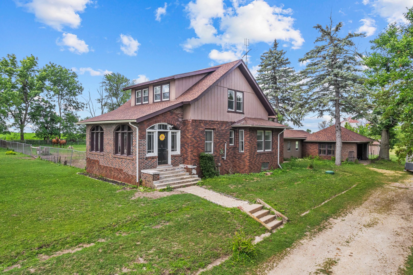 953 N Paw Paw Road, Paw Paw, IL 61353