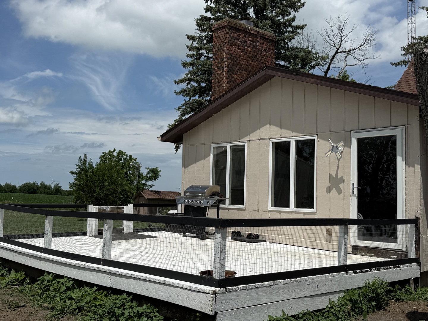 953 N Paw Paw Road, Paw Paw, IL 61353