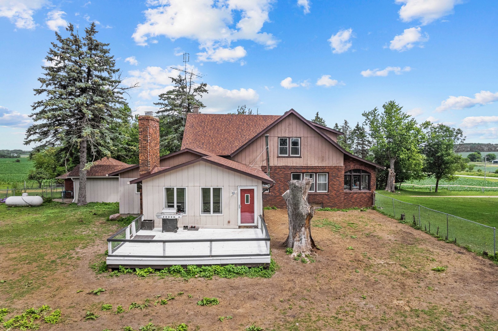 953 N Paw Paw Road, Paw Paw, IL 61353