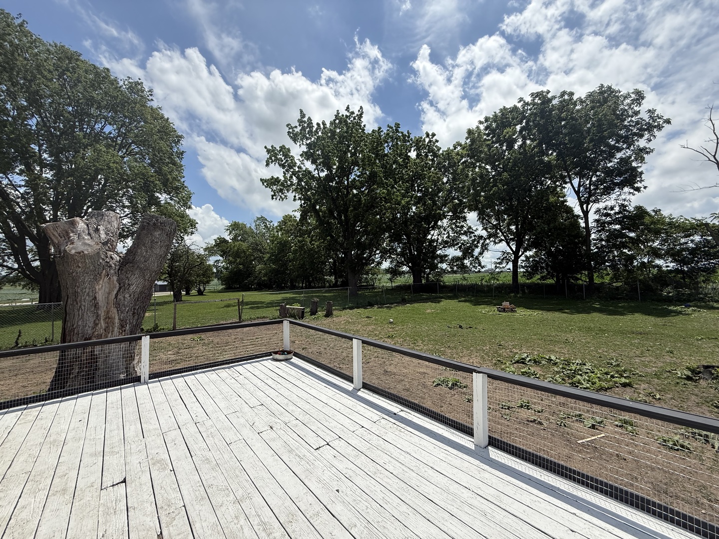 953 N Paw Paw Road, Paw Paw, IL 61353