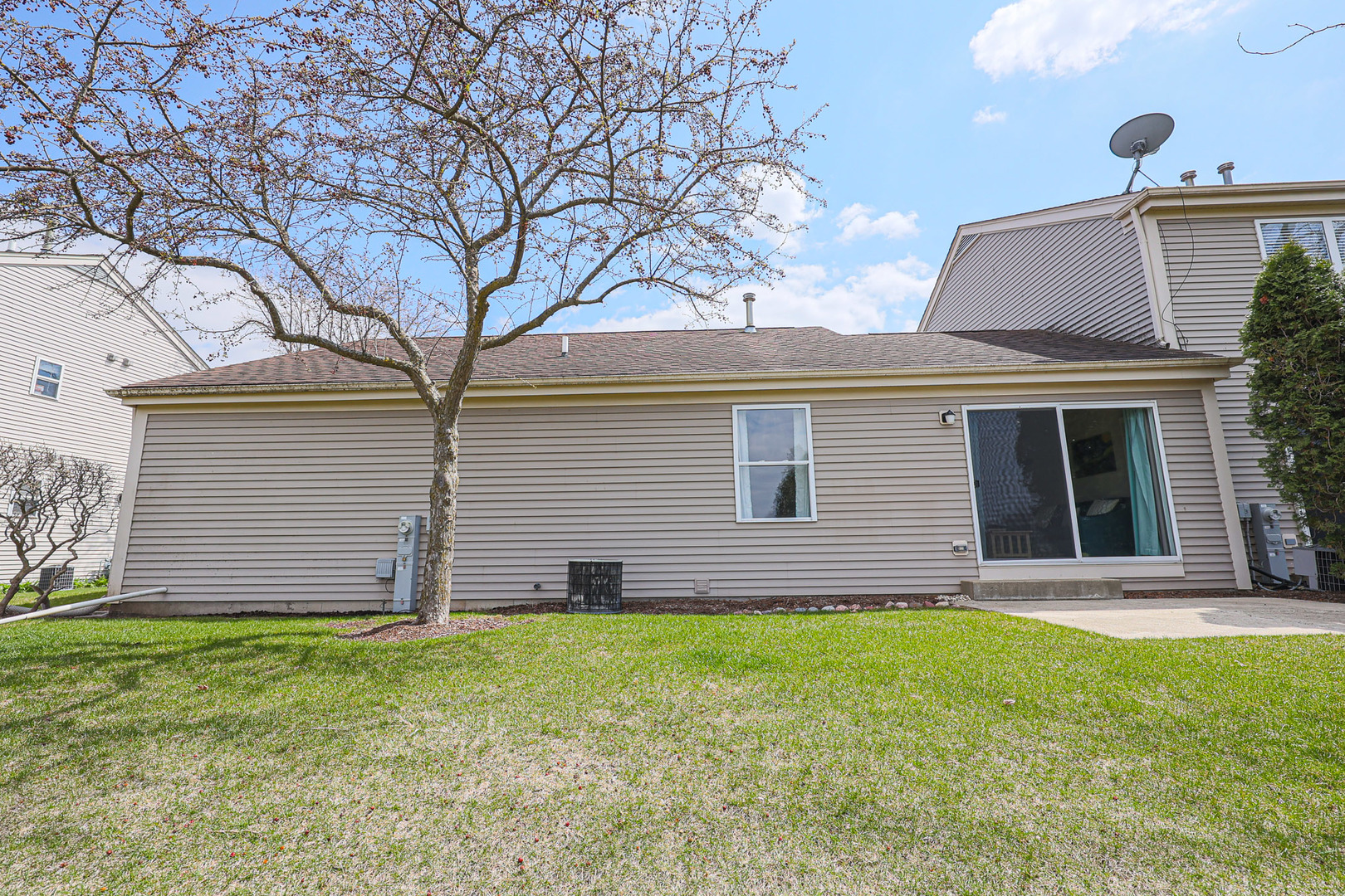764 Village Circle, Marengo, IL 60152