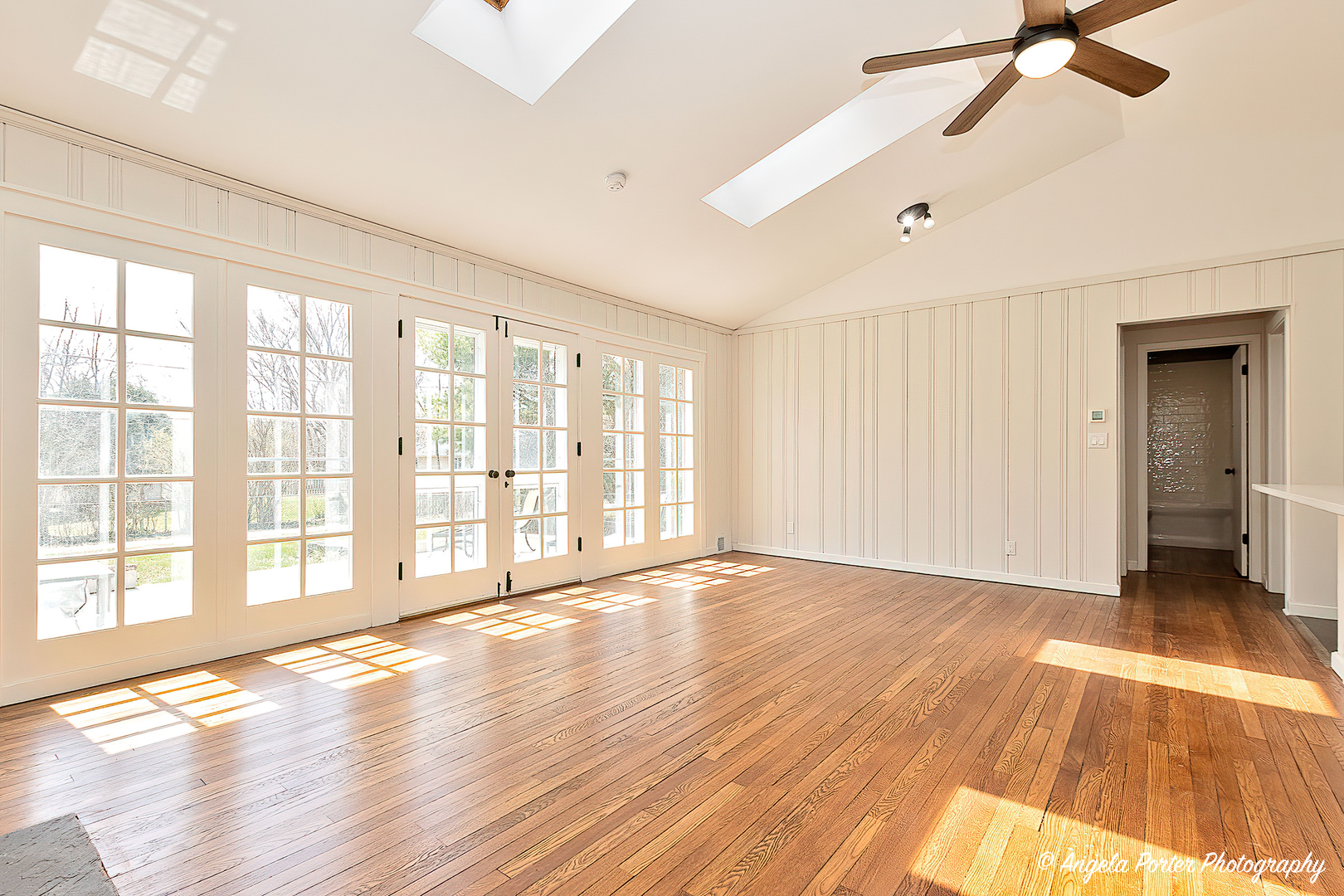 232 George Avenue, Wauconda, IL 60084
