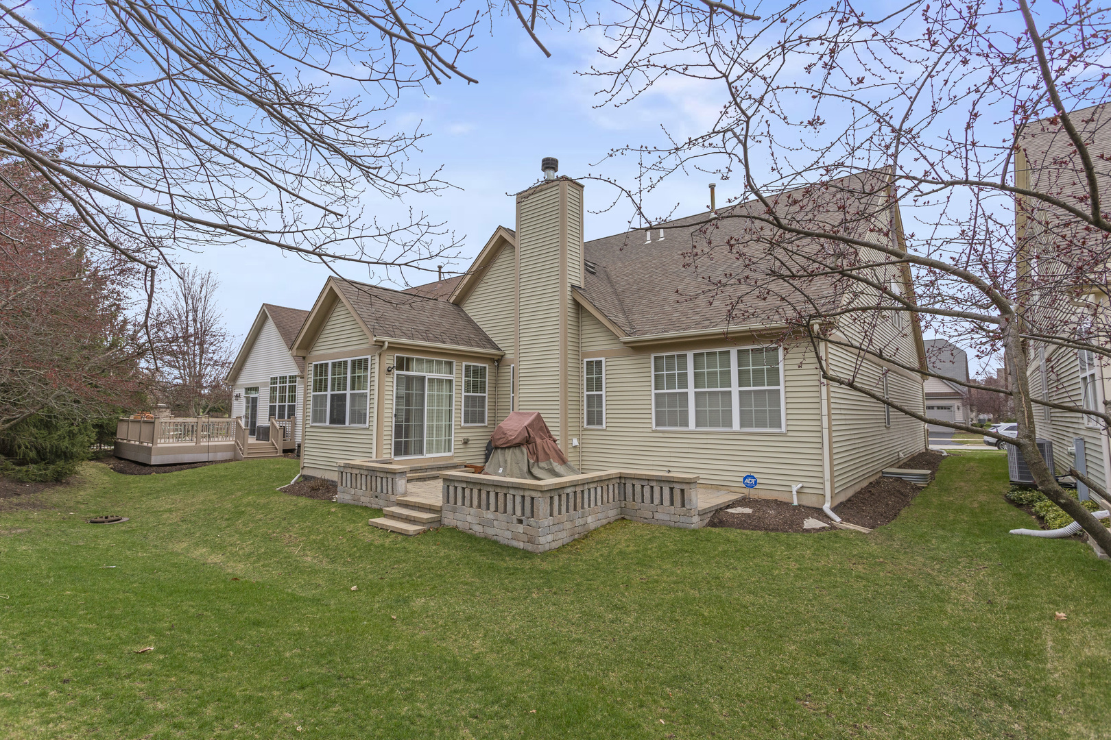 1780 Briarheath Drive, Aurora, IL 60505