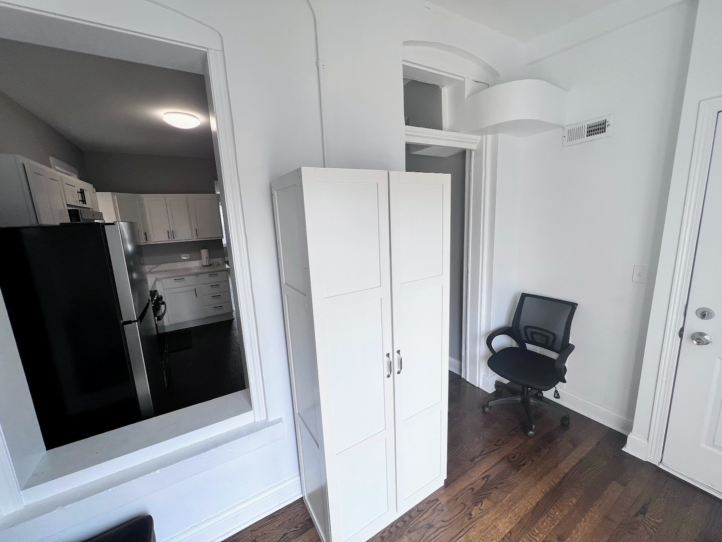 3735 W Shakespeare Avenue #2, Chicago, IL 60647