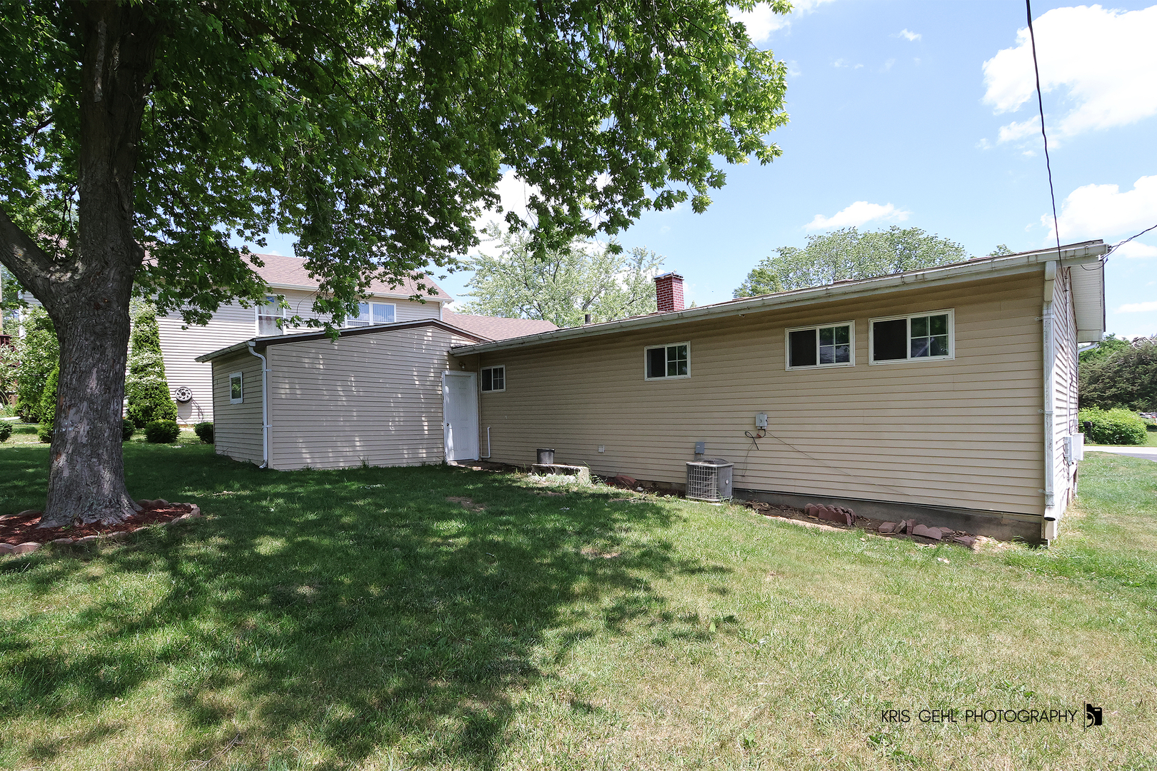 1032 Brentwood Drive, Round Lake Beach, IL 60073