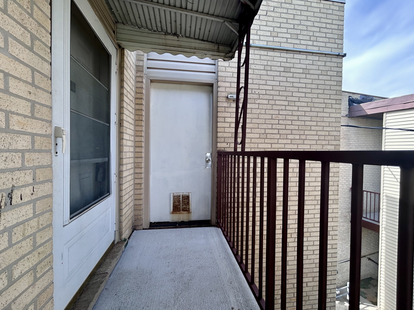 605 N Wolf Road #9D, Hillside, IL 60162