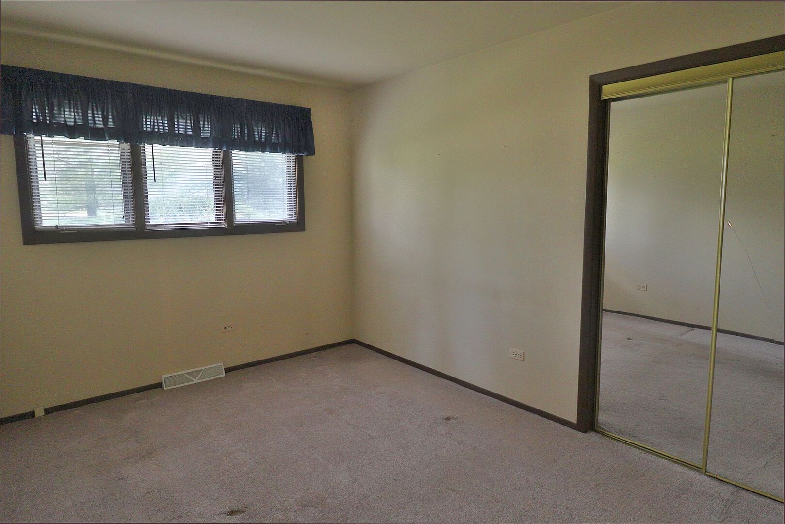 15710 113th Court, Orland Park, IL 60467