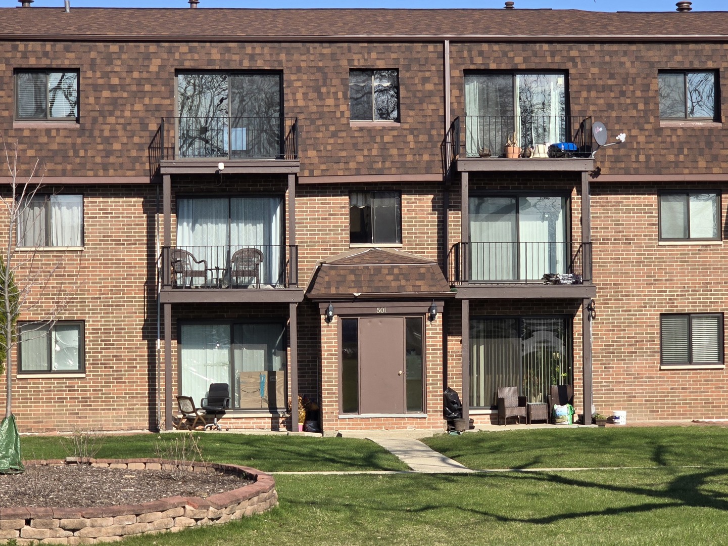 501 Mchenry Road #3B, Wheeling, IL 60090