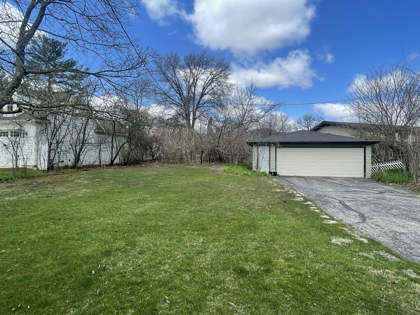 58 NORFOLK Avenue, Clarendon Hills, IL 60514