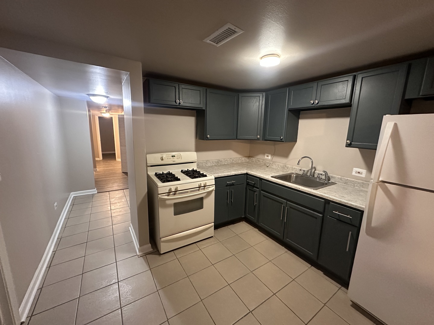 1842 S Drake Avenue, Chicago, IL 60623