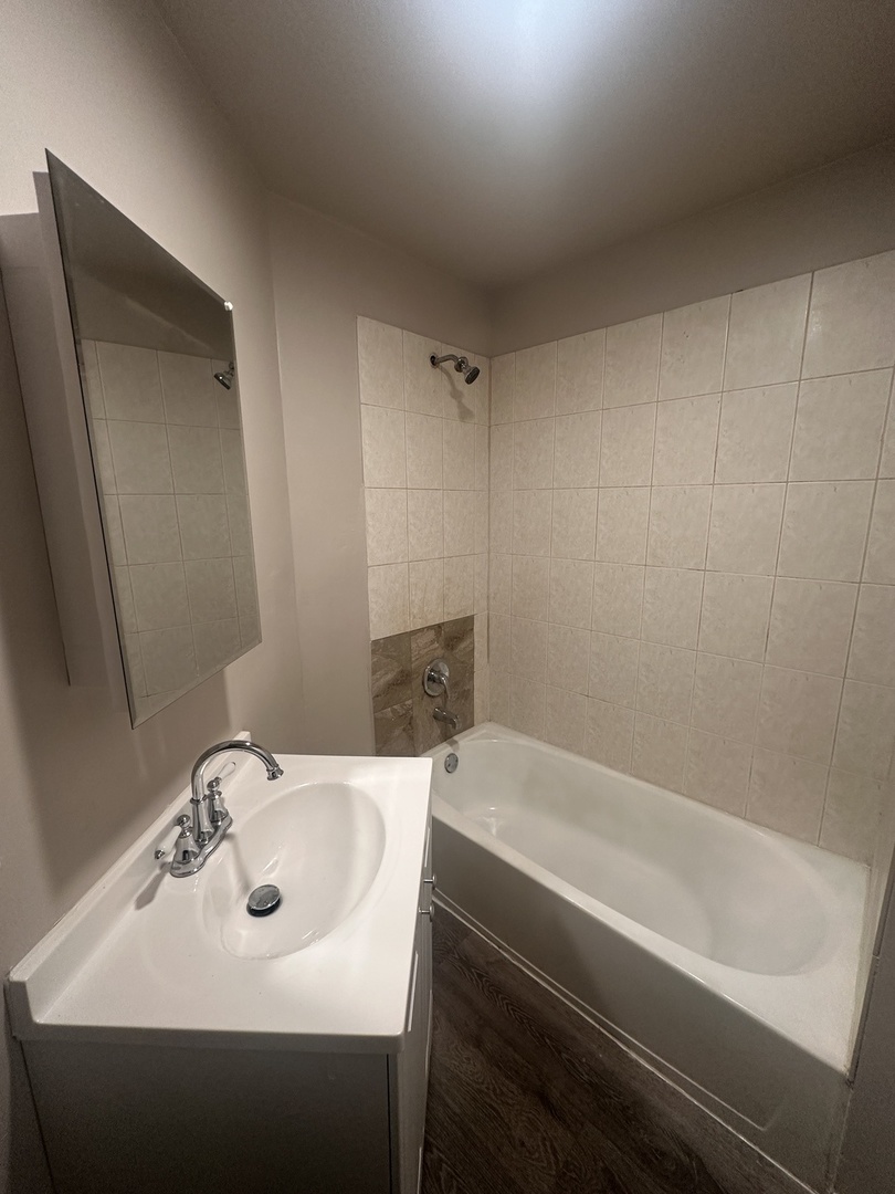 1842 S Drake Avenue, Chicago, IL 60623