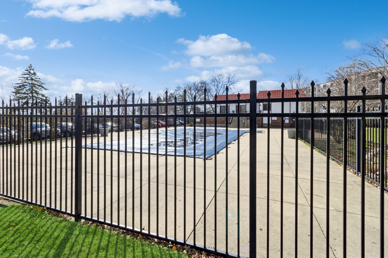 475 Plum Creek Drive #302, Wheeling, IL 60090
