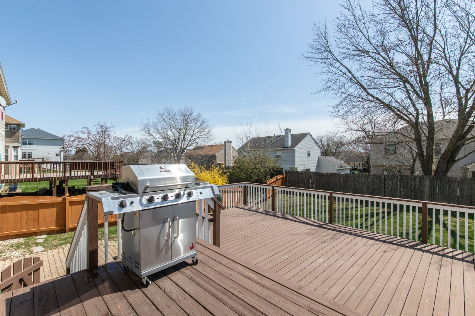 13 Trail Ridge Court, Streamwood, IL 60107