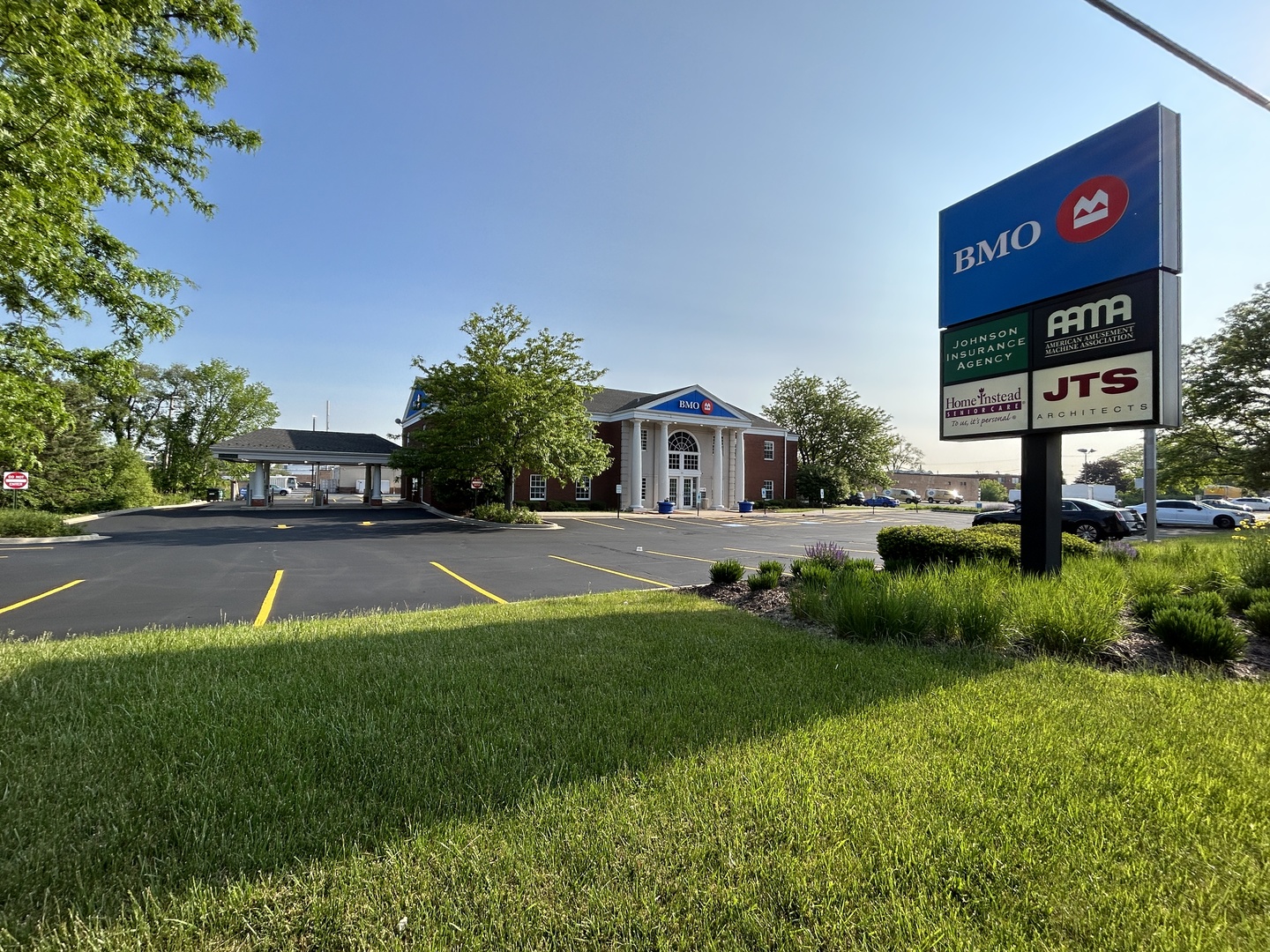 450 E Higgins Road, Elk Grove Village, IL 60007