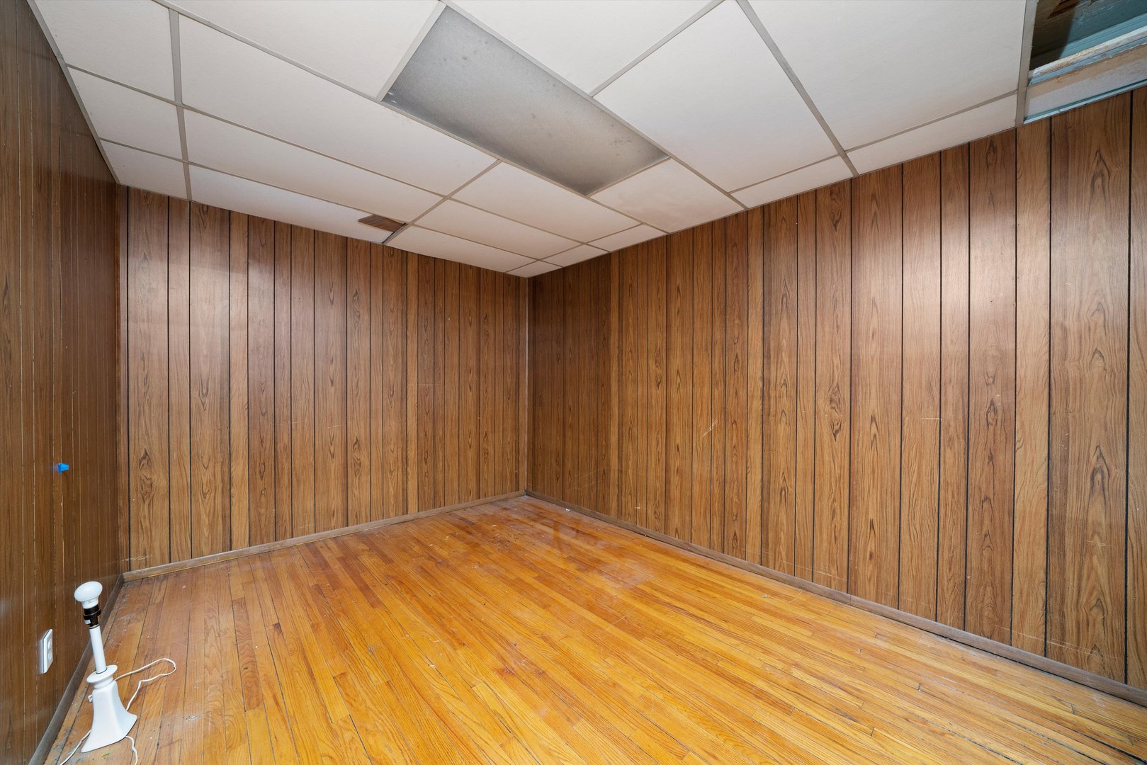 8307 S Maryland Avenue, Chicago, IL 60619
