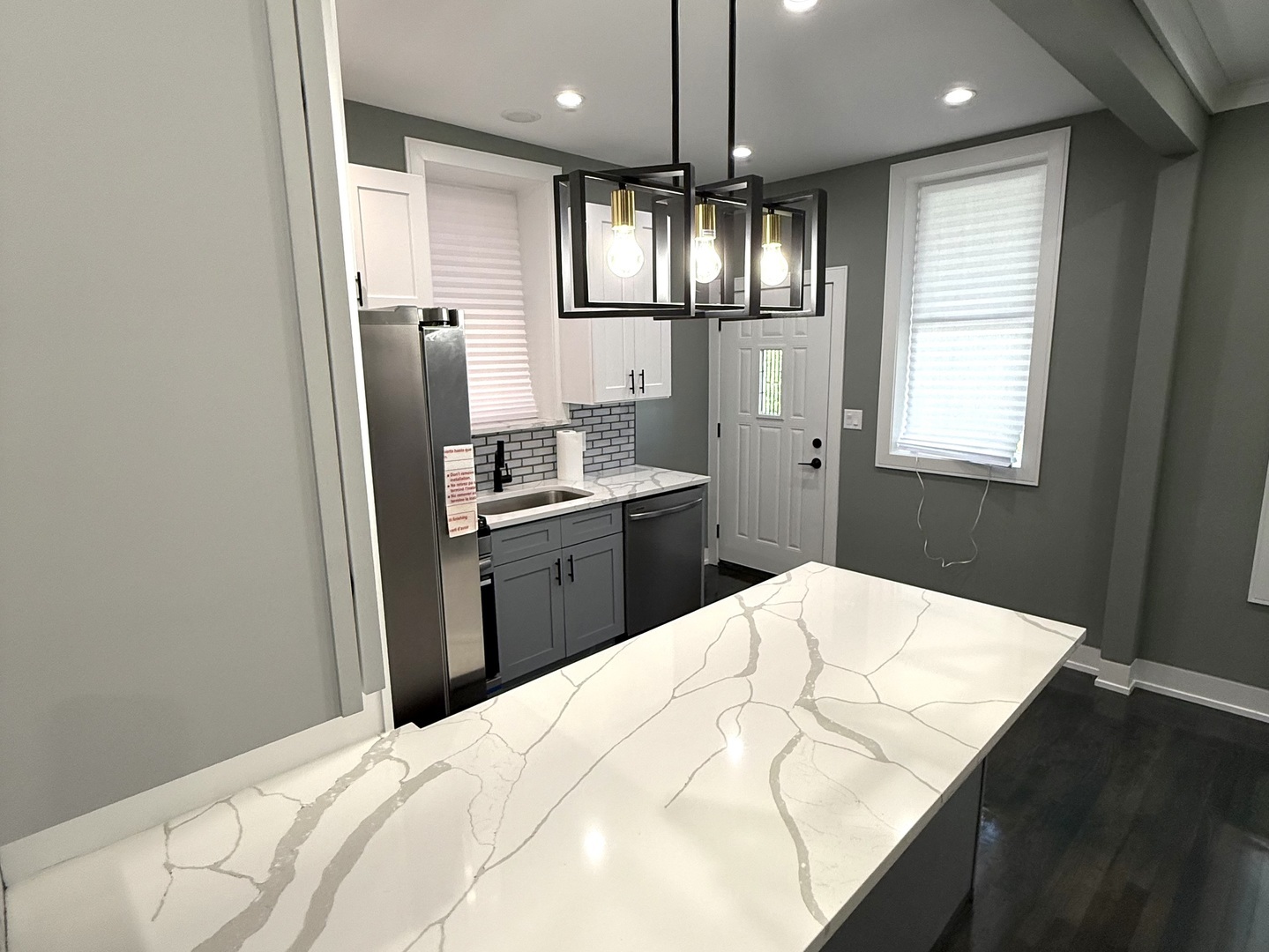 7042 S Eberhart Avenue, Chicago, IL 60637