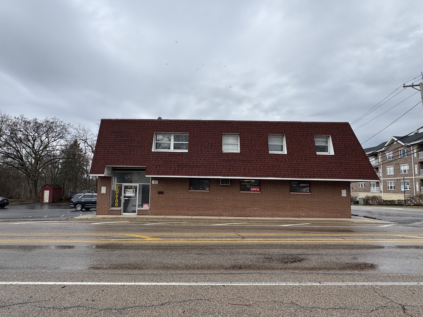 375-395 E State Street, South Elgin, IL 60177