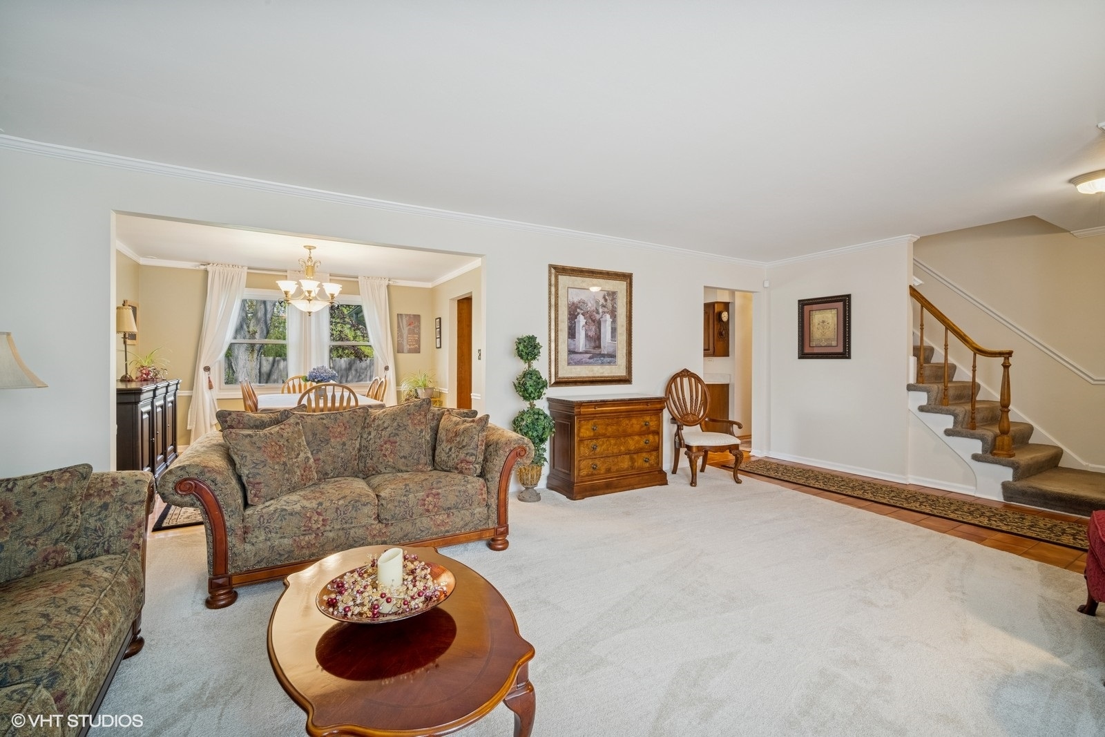 1704 Executive Lane, Glenview, IL 60026