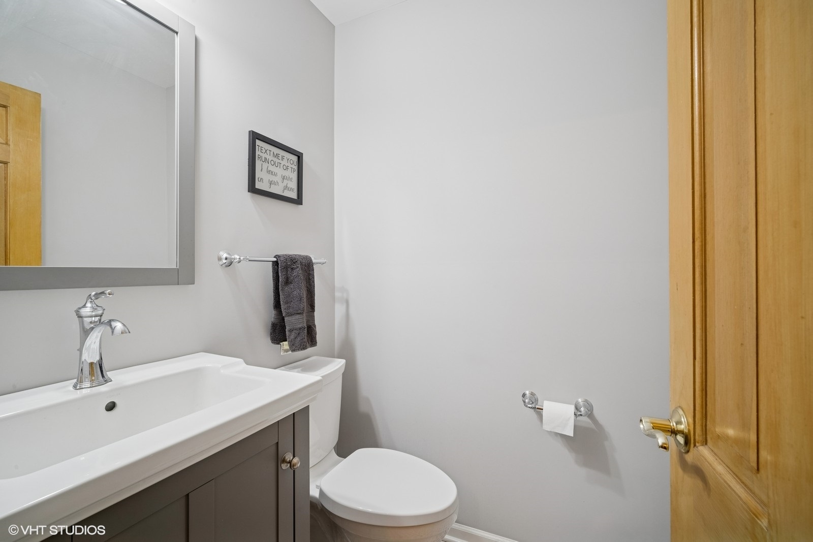 1704 Executive Lane, Glenview, IL 60026