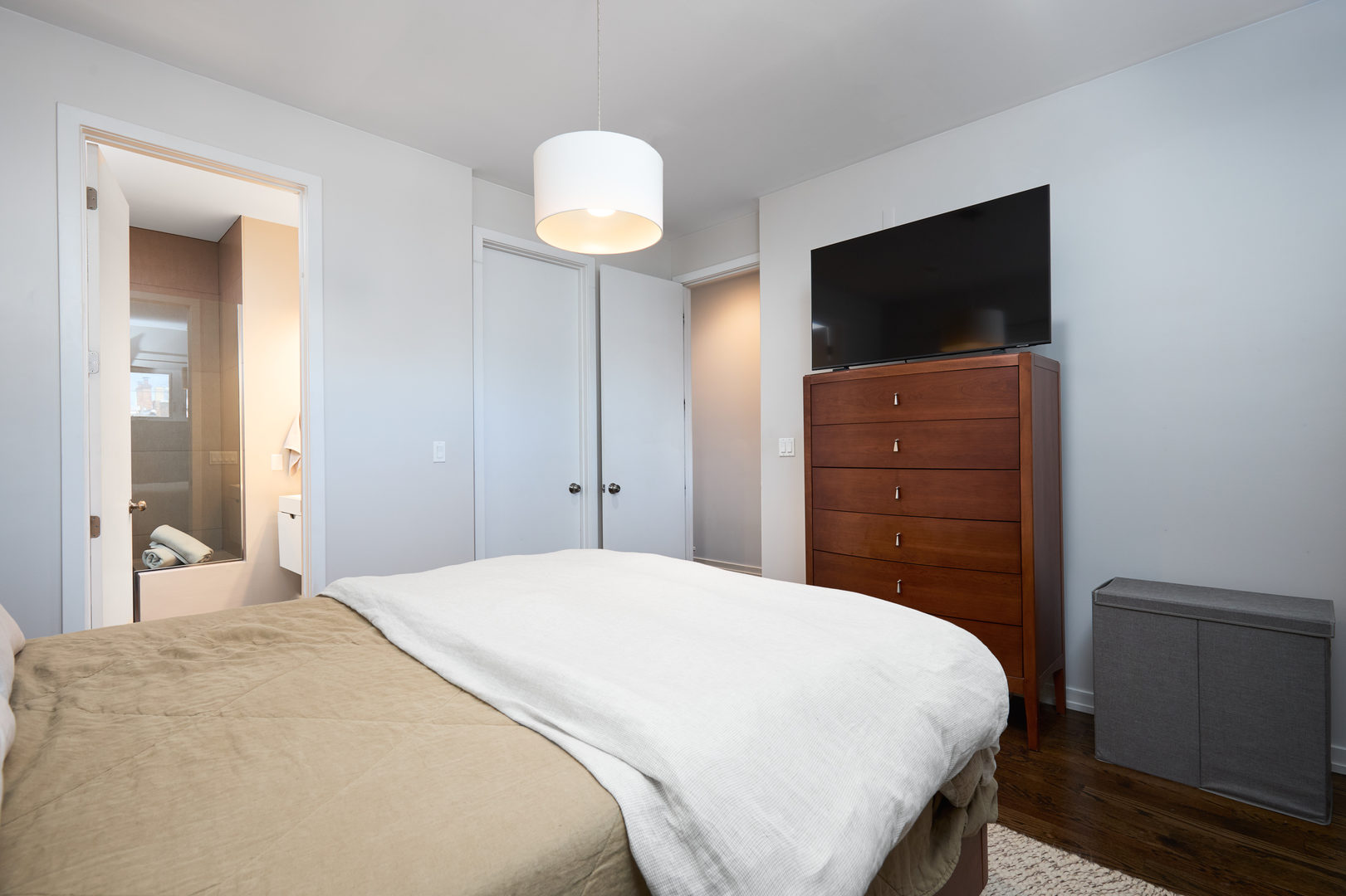 2324 W HURON Street #2E, Chicago, IL 60612