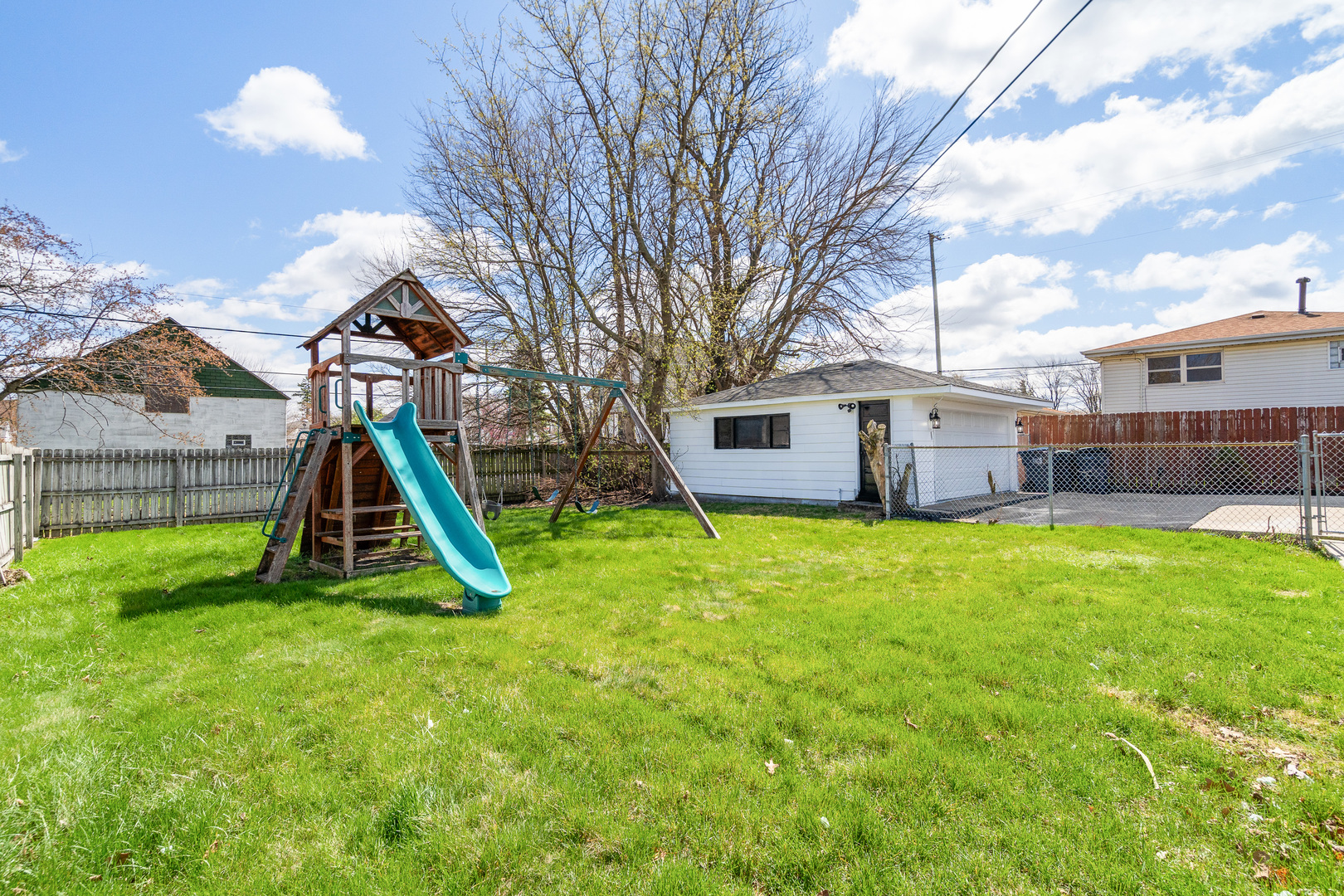 16961 Parkside Avenue, South Holland, IL 60473