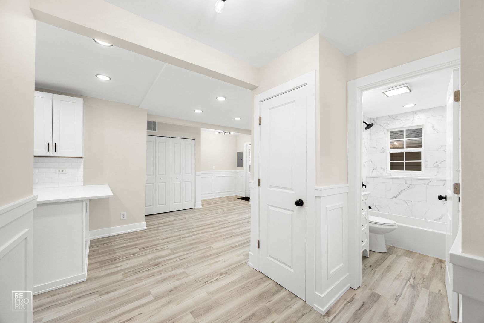 5147 S Long Avenue, Chicago, IL 60638