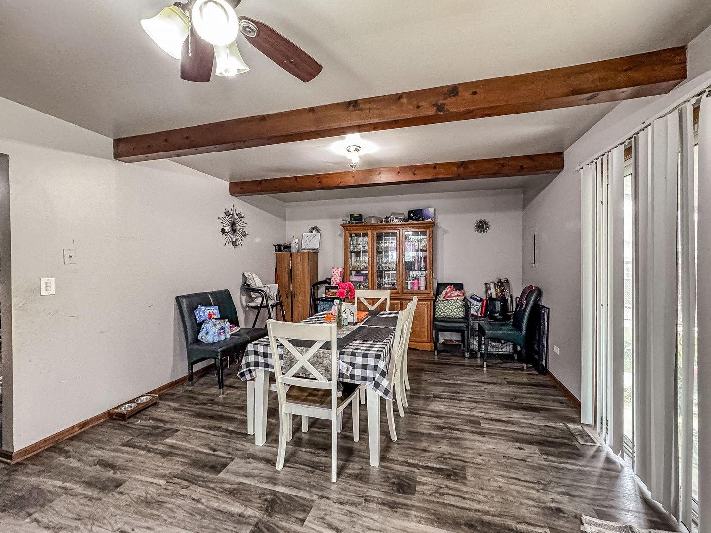 2408 Western Avenue, Waukegan, IL 60085