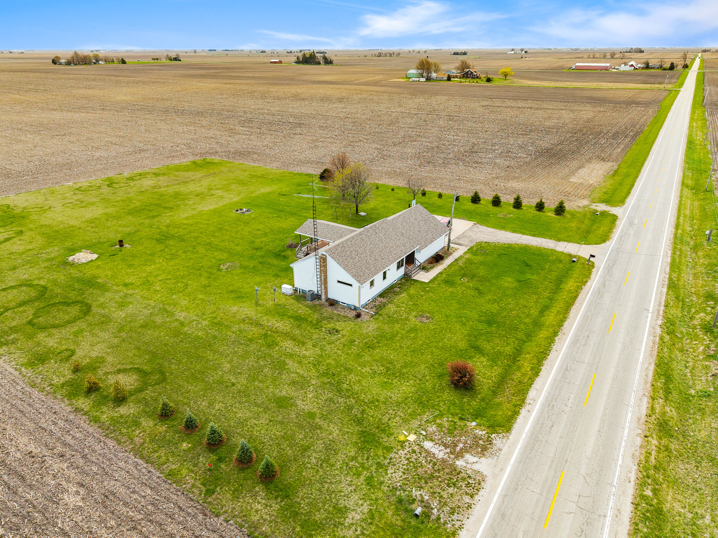 1540 E 950th Road, Streator, IL 61364