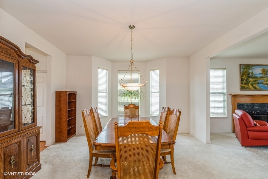 247 W Olmsted Lane, Round Lake, IL 60073