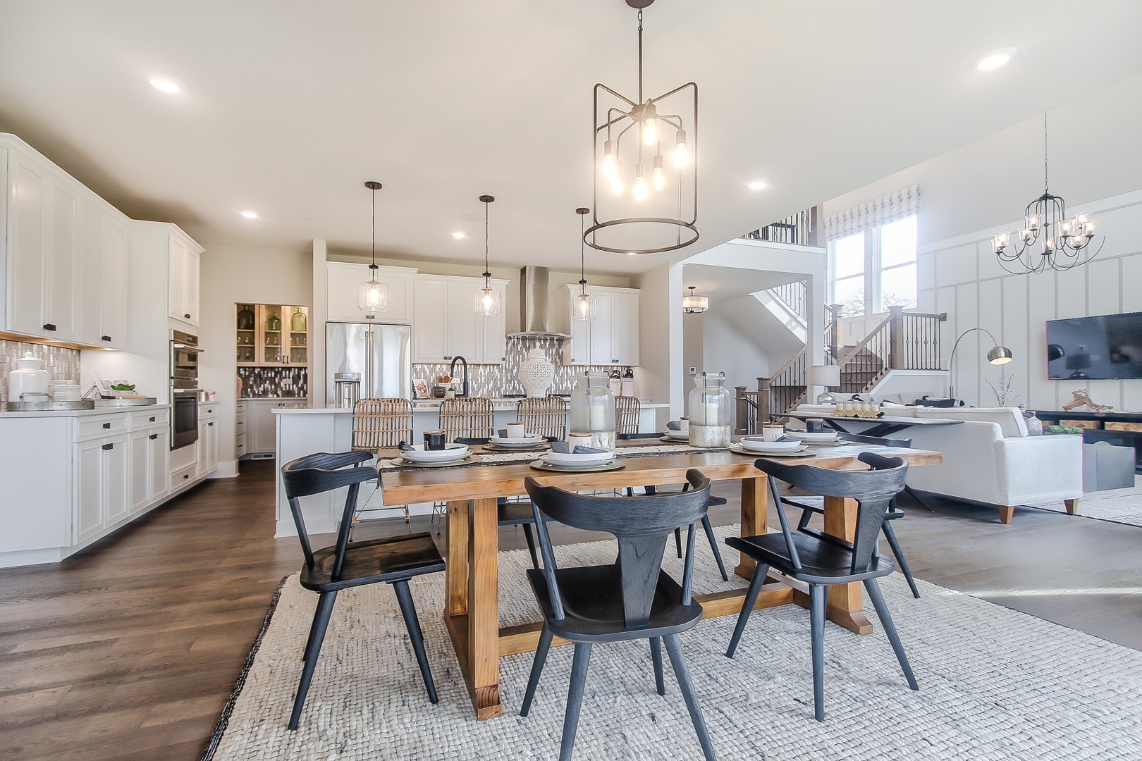 80 Tournament Drive, Hawthorn Woods, IL 60047