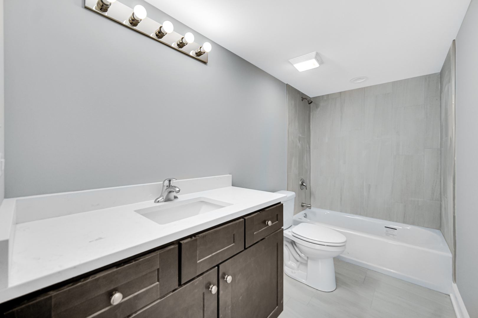 1409 172nd Street, Hazel Crest, IL 60429