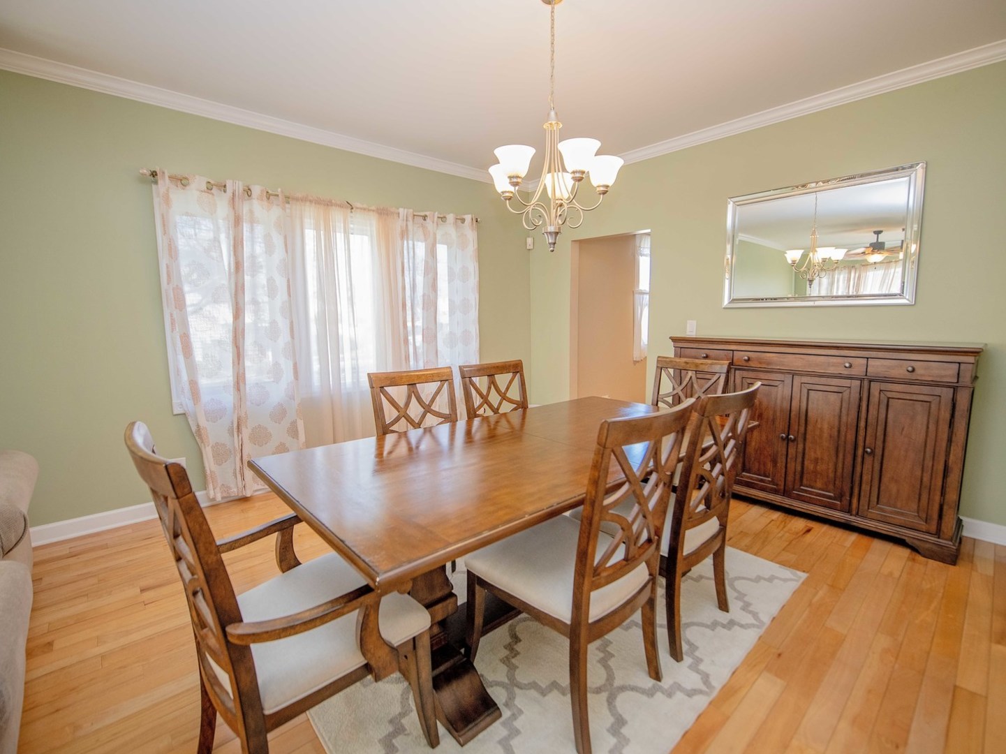 1219 N 15th Avenue, Melrose Park, IL 60160