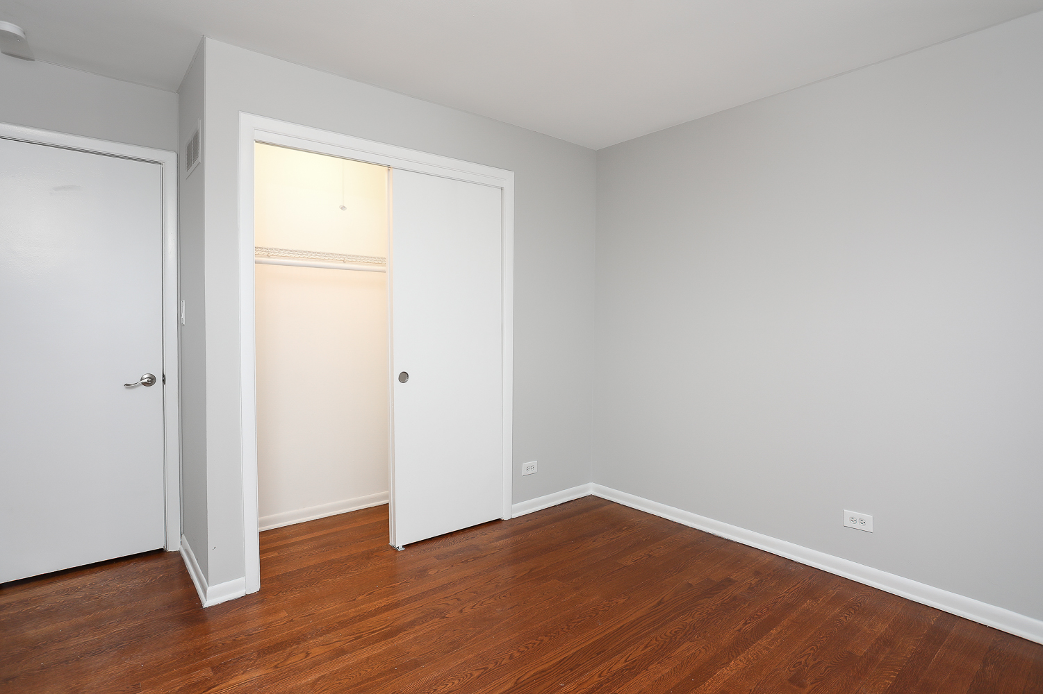 14835 Menard Avenue, Oak Forest, IL 60452