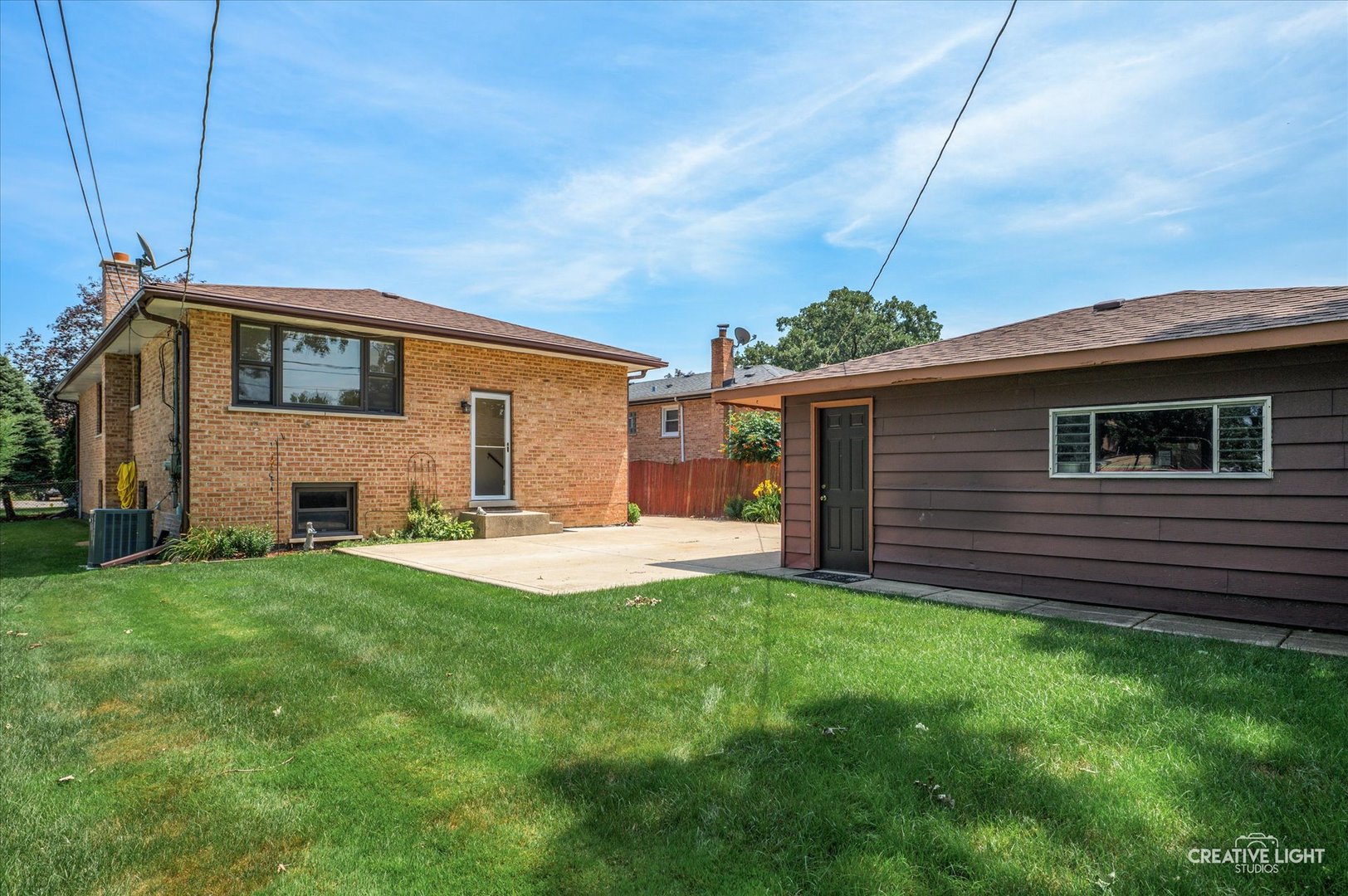 10624 S 83rd Avenue, Palos Hills, IL 60465