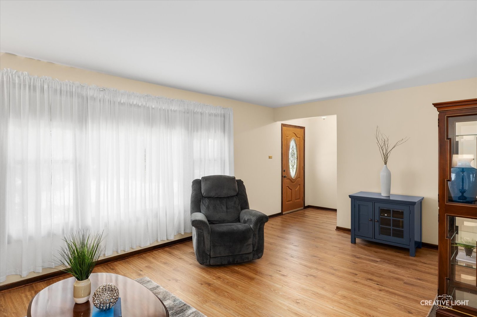 10624 S 83rd Avenue, Palos Hills, IL 60465