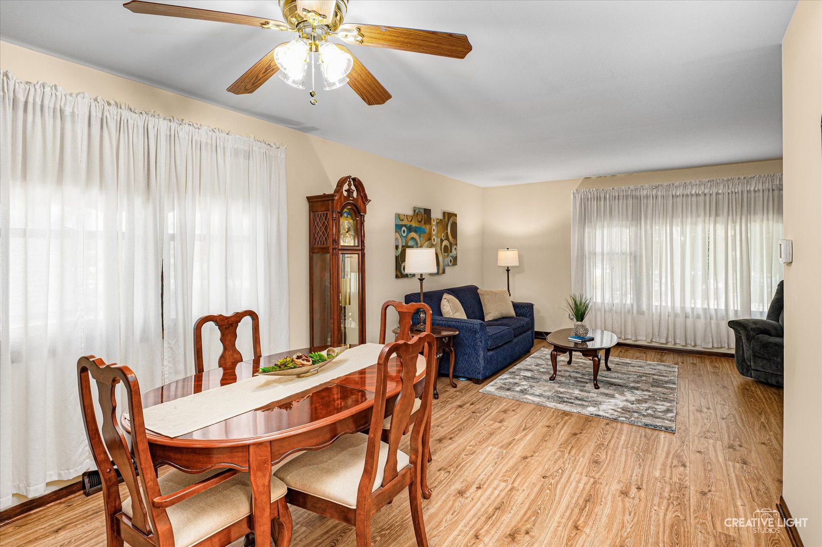 10624 S 83rd Avenue, Palos Hills, IL 60465