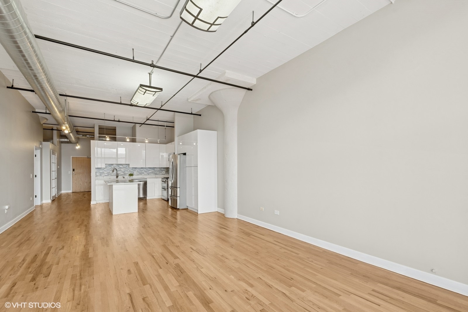 221 E Cullerton Street #517, Chicago, IL 60616