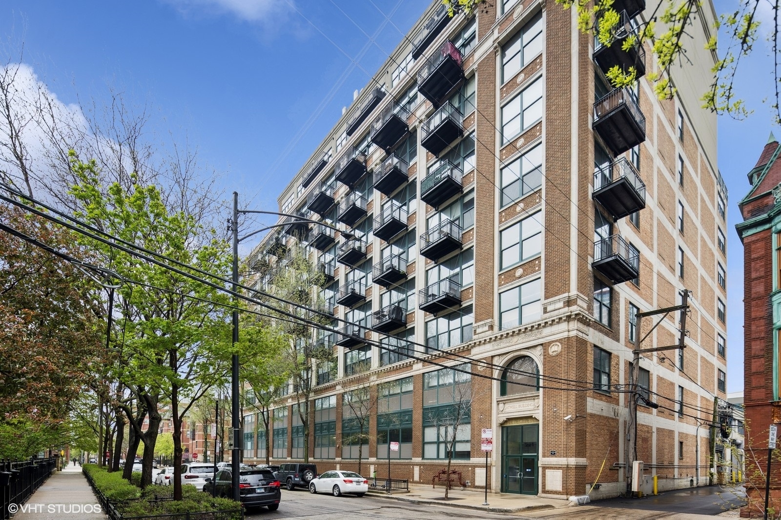 221 E Cullerton Street #517, Chicago, IL 60616