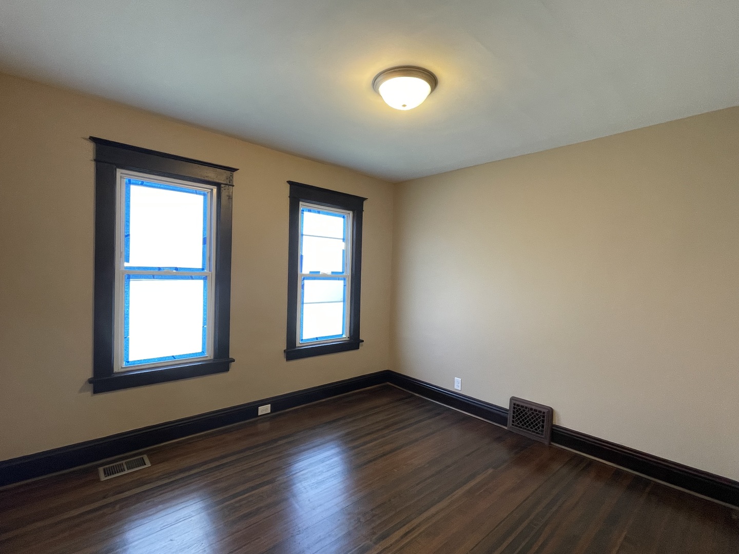 710 N Poplar Street #1, Waukegan, IL 60085