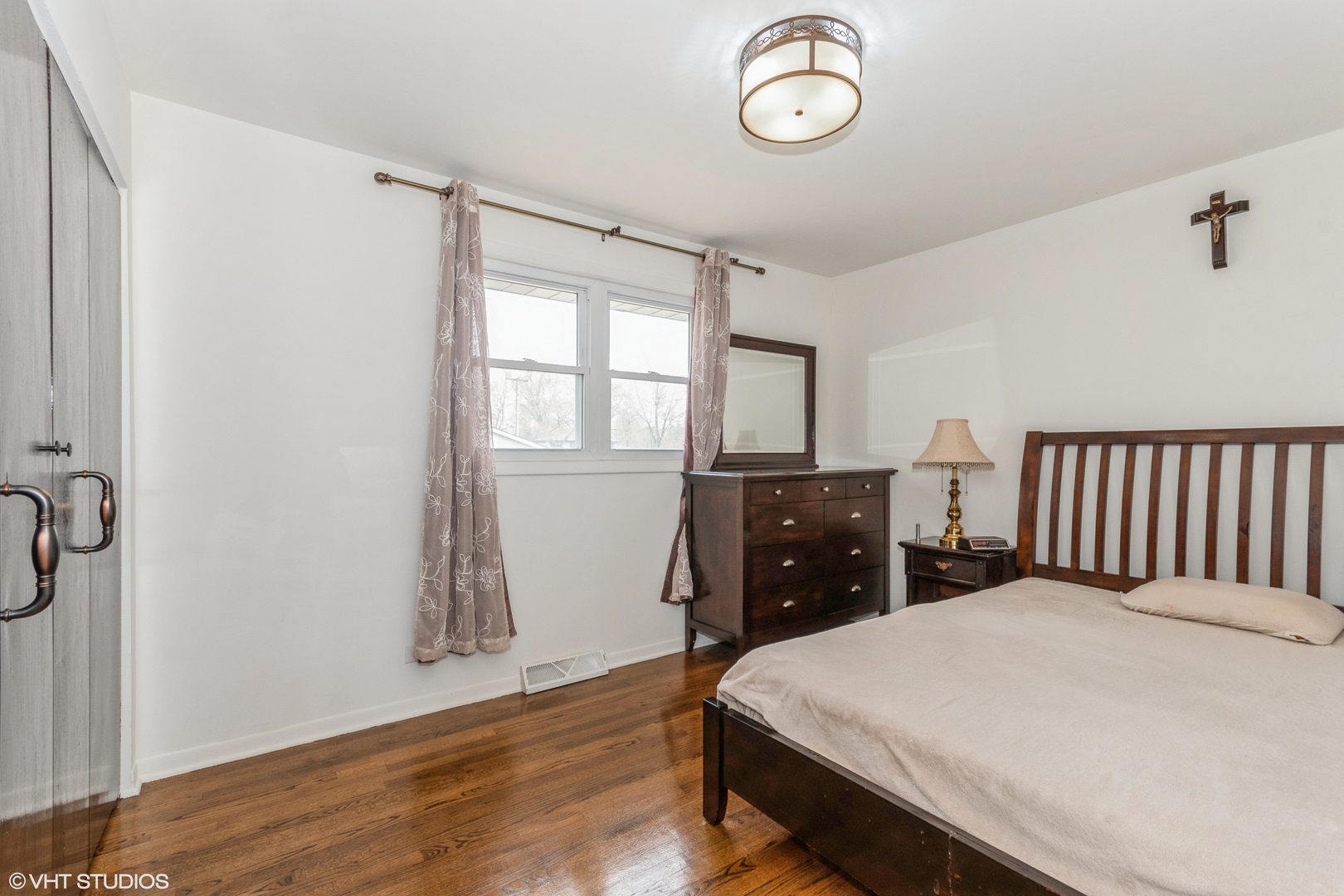 19109 Grant Street, Lansing, IL 60438