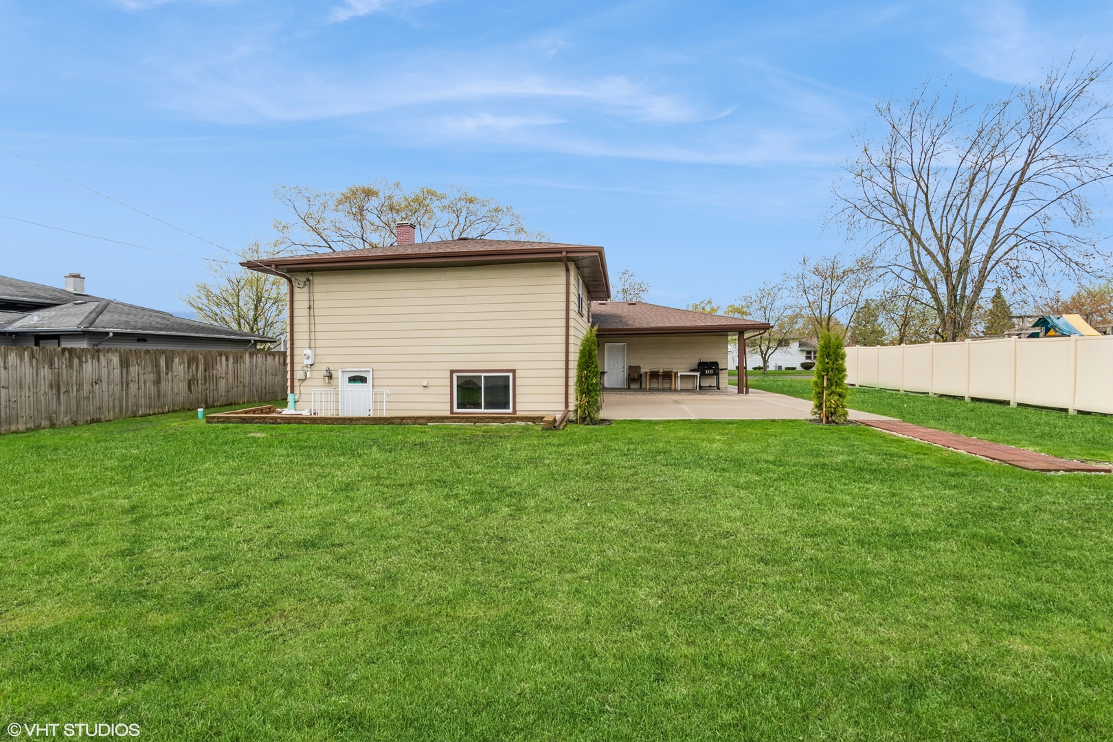 19109 Grant Street, Lansing, IL 60438