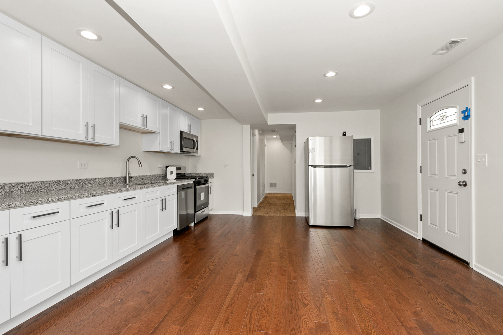 15505 Waverly Avenue, Oak Forest, IL 60452