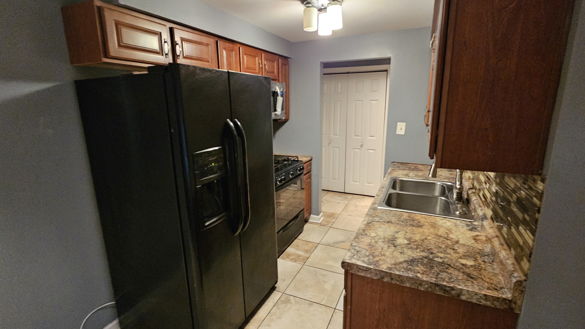 18555 Hickory Court #3, Lansing, IL 60438