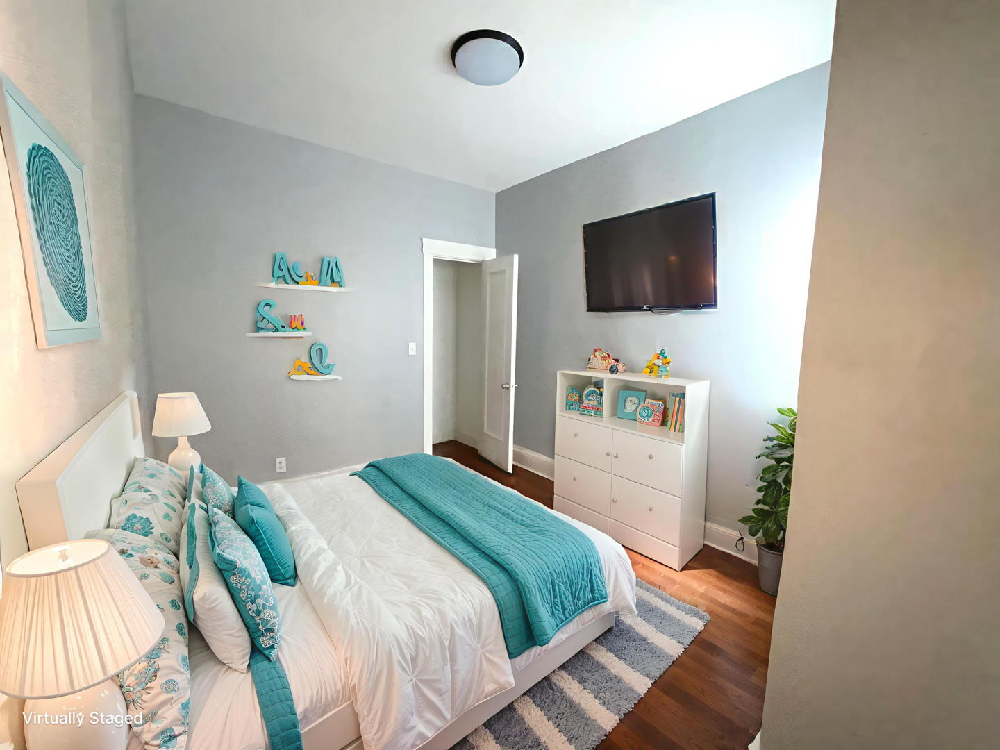 5726 S Sangamon Street, Chicago, IL 60621