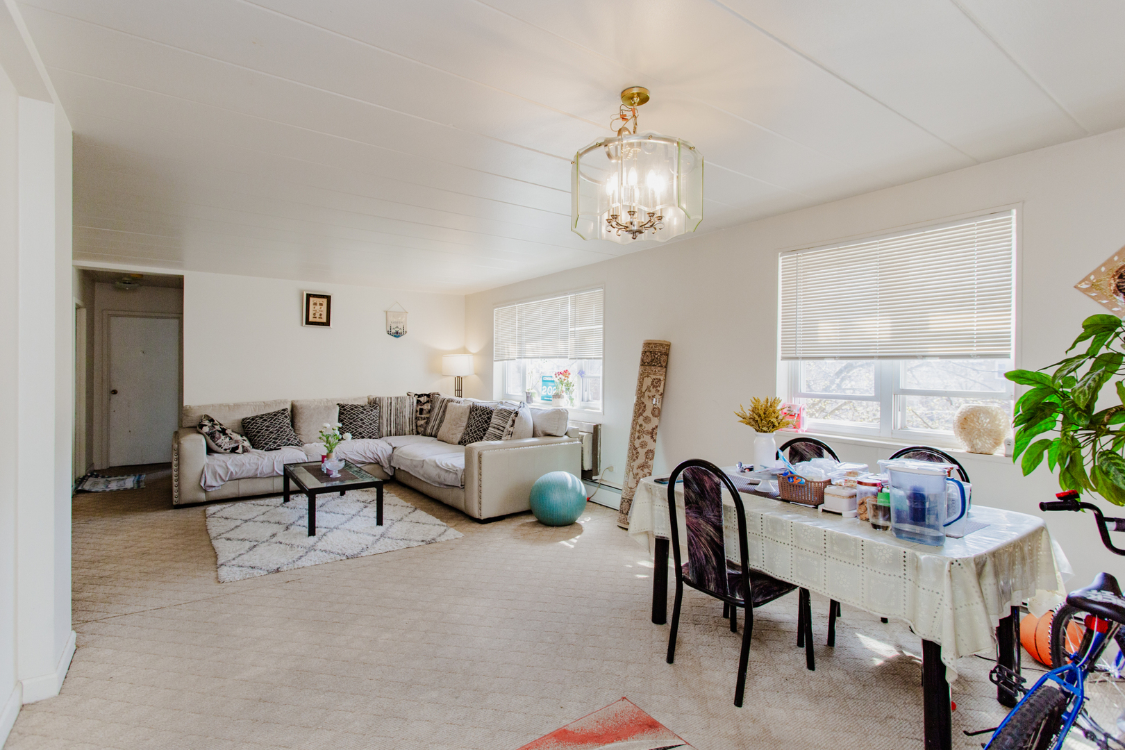 2035 W Granville Avenue #C414, Chicago, IL 60659