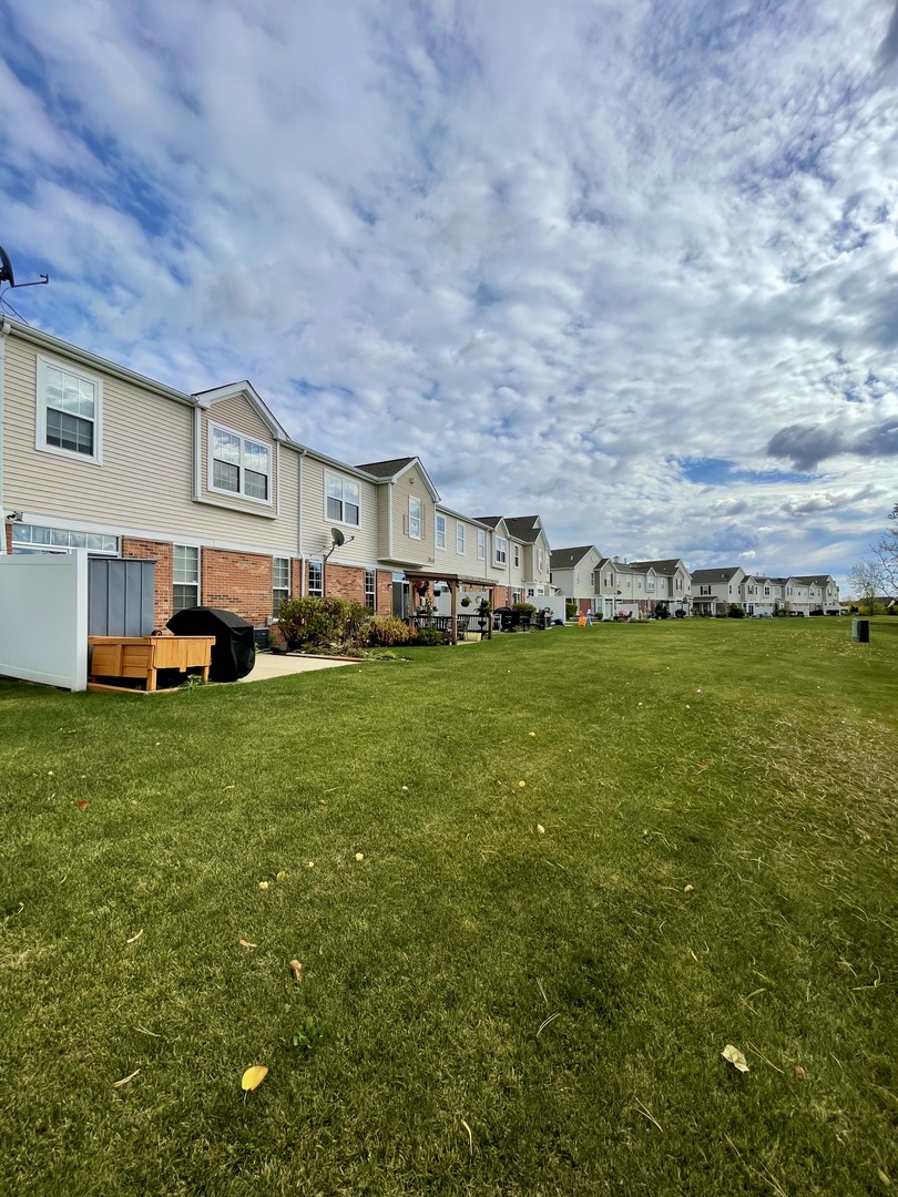 1109 Heron Circle, Joliet, IL 60431