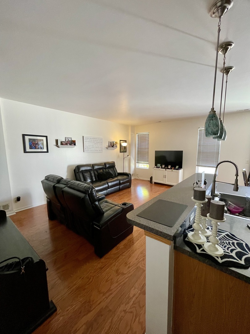 1109 Heron Circle, Joliet, IL 60431