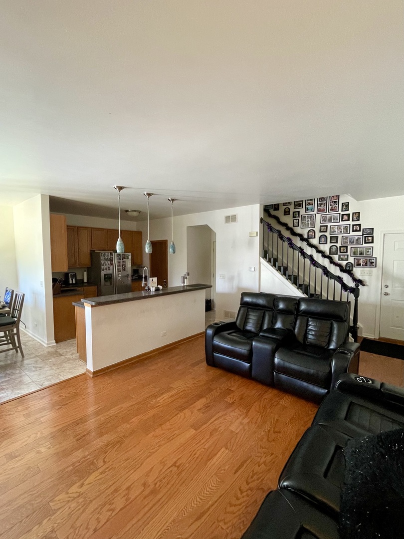 1109 Heron Circle, Joliet, IL 60431